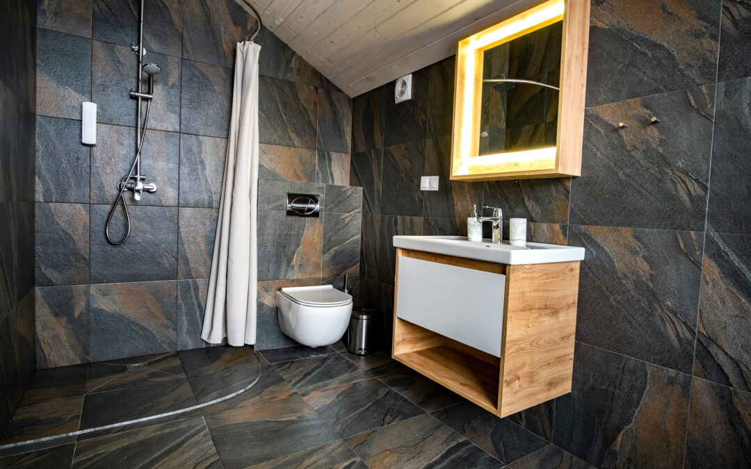 Suggerimenti per un rinnovo veloce del bagno con un budget limitato